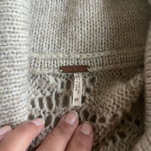 Free People Cowl Neck Wool Crochet Knit Cardigan SZ S - Picture 2 of 5